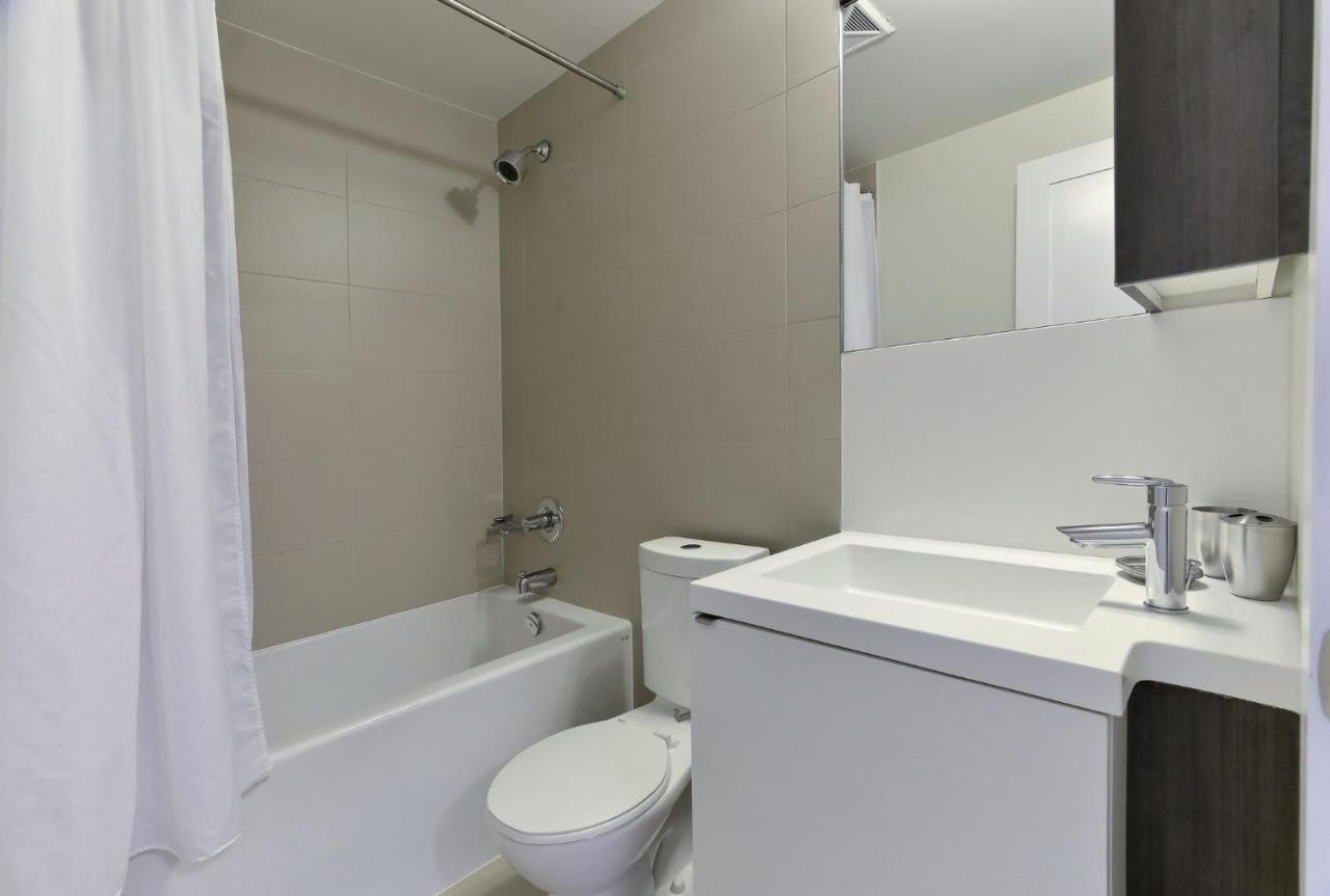 Delsuites - 300 Front Street - 30 Night Stays Toronto Kültér fotó