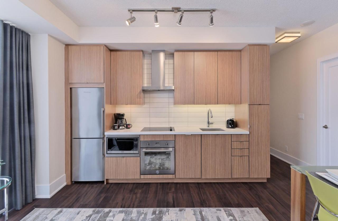 Delsuites - 300 Front Street - 30 Night Stays Toronto Kültér fotó